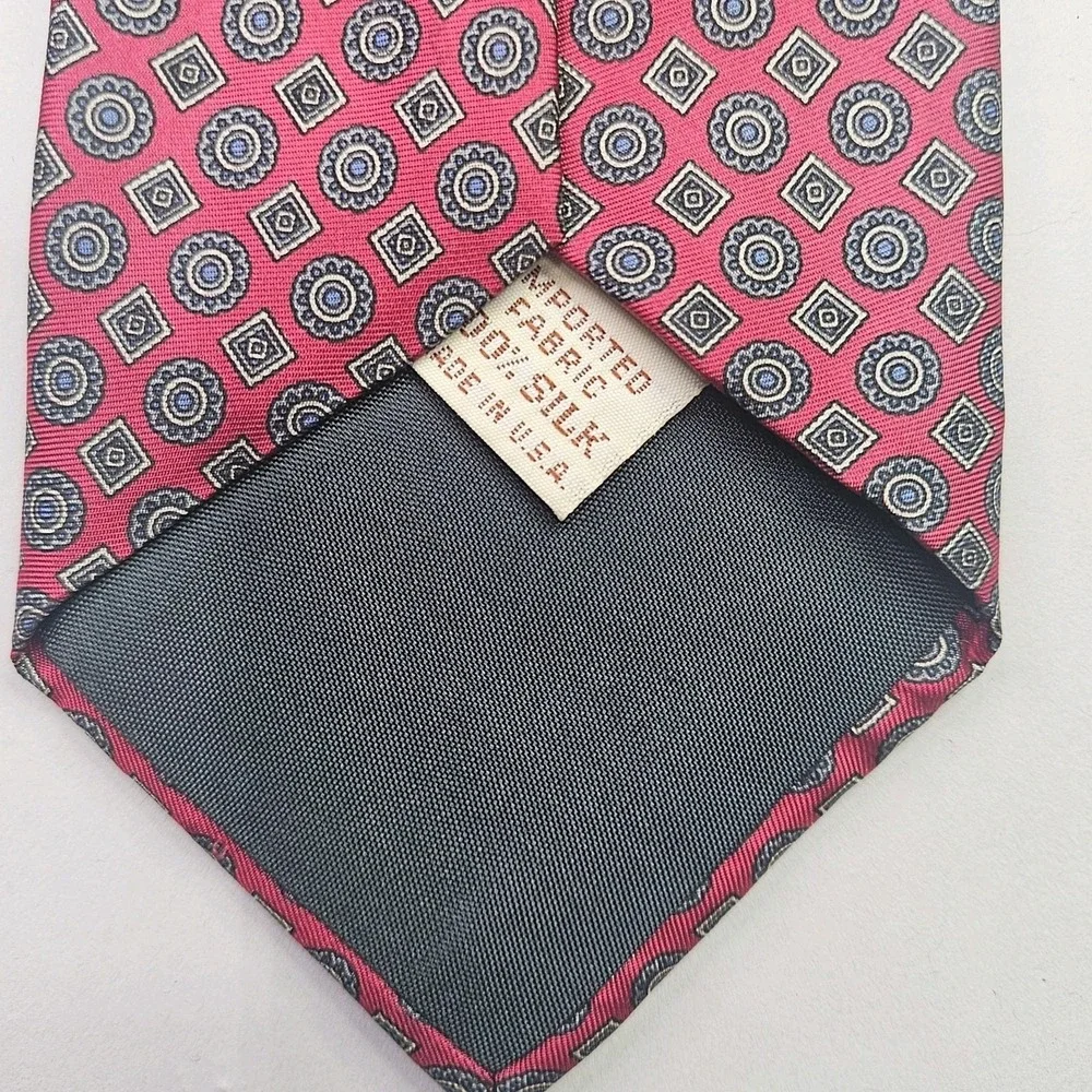 Yves Saint Laurent Tie 55